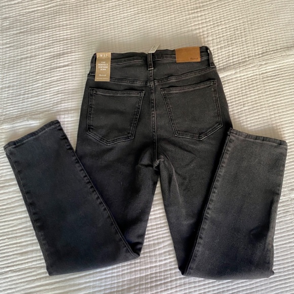 Madewell Perfect Vintage Jeans in Starkey Wash NWT - Picture 5 of 5